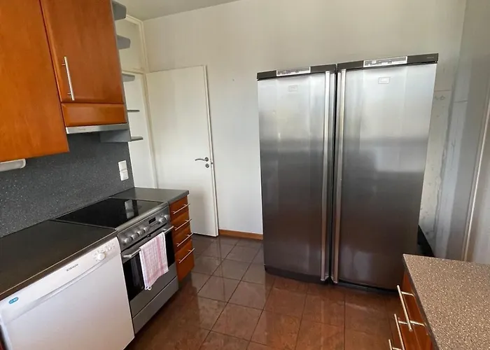 Gella Kotikonnuntie 2 公寓 *